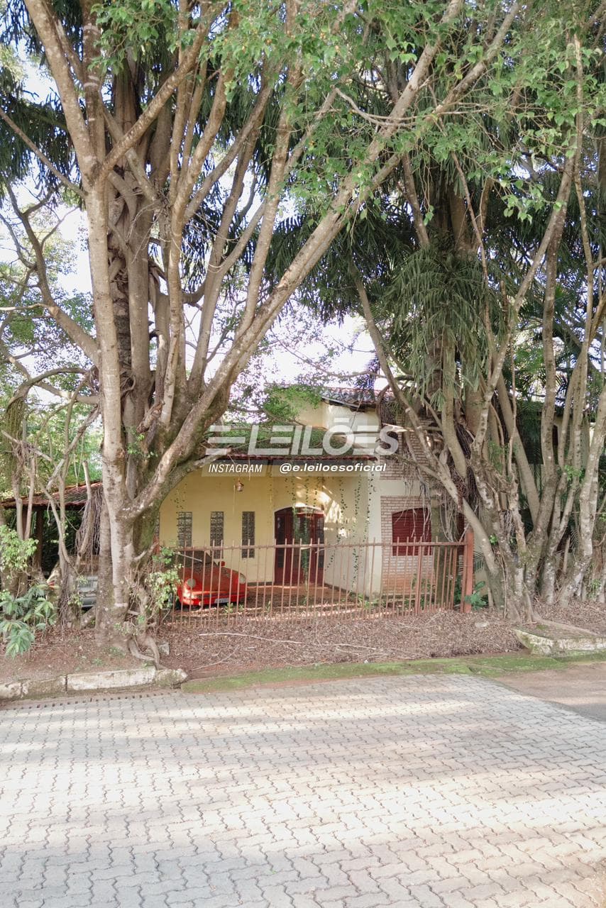 Foto 34 de 35: Casa em leilão em Brasília - DF, bairro Setor de Mansões — Imóvel residencial em condomínio, área total de 2.857,14m² - Brasília/DF