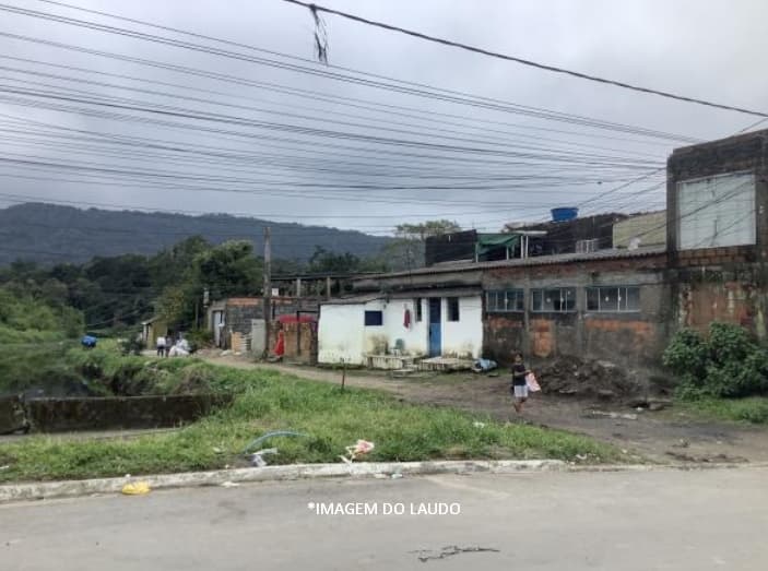 Foto 1 de 3: Terreno em leilão em Praia Grande - SP, bairro Esmeralda — Terreno s/benfeitoria, área de 250m² - Balneário Esmeralda - Praia Grande/SP