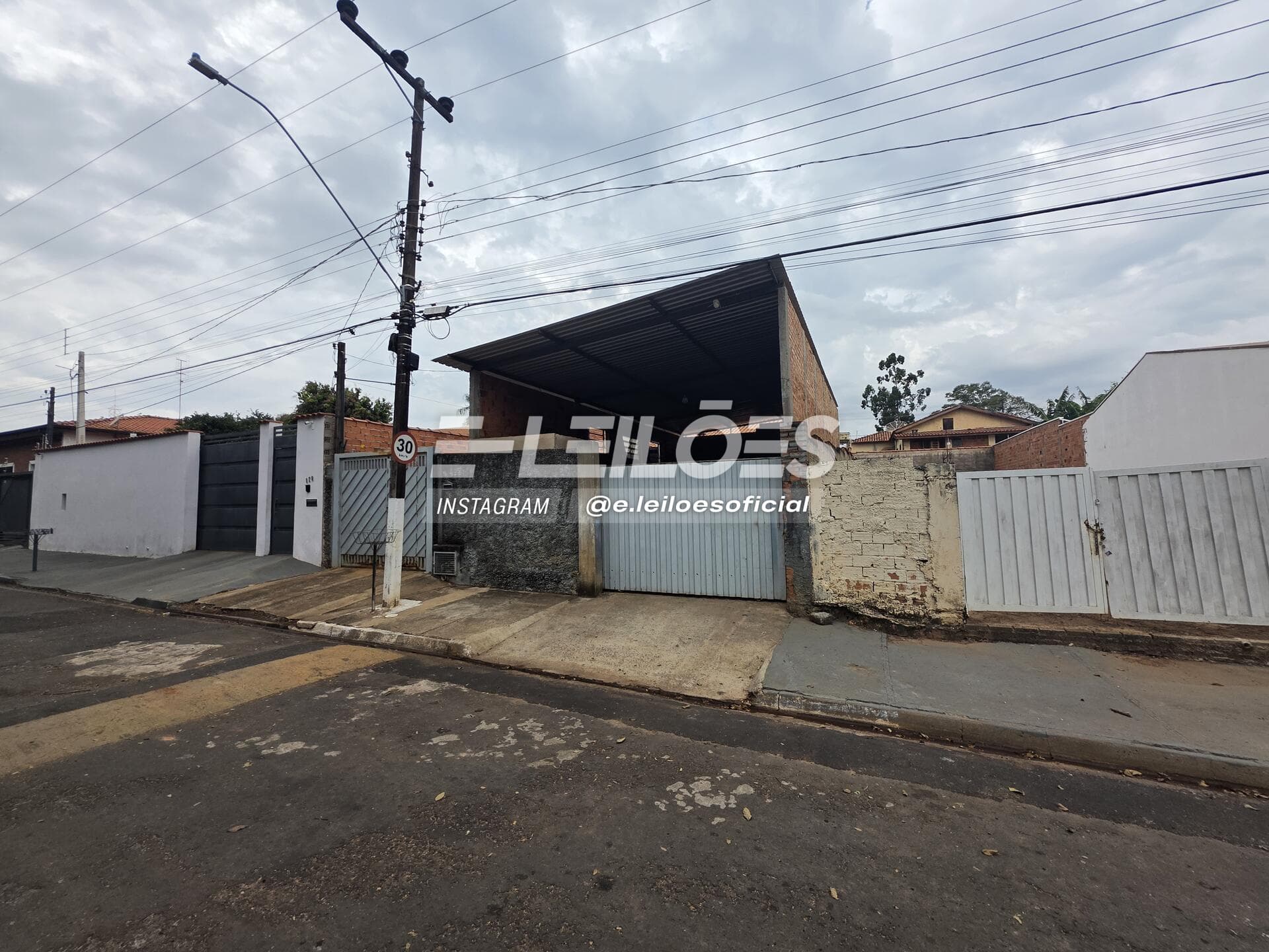 Foto 3 de 5: Casa em leilão em Casa Branca - SP, bairro Jardim Alvorada — Residencial, área 283,50m² - Jd. Alvorada – Casa Branca/SP
