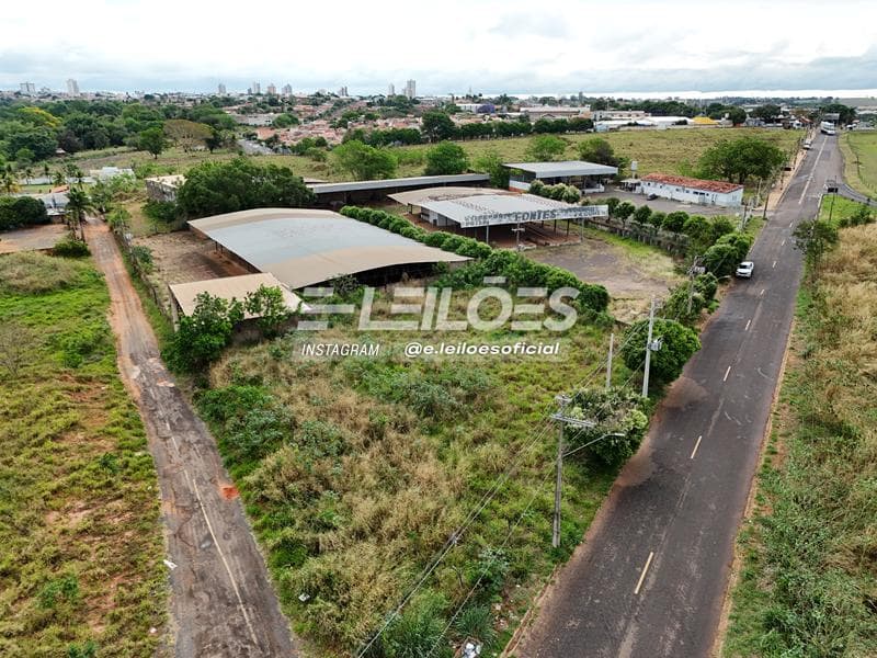 Foto 3 de 41: Comercial em leilão em Fernandópolis - SP, bairro Jardim Iguatemy — Galpão, área de 8.258,15m² - Jardim Iguatemi – Fernandópolis/SP