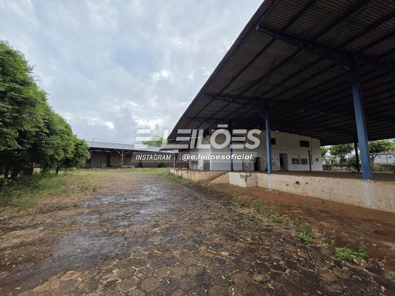 Foto 10 de 41: Comercial em leilão em Fernandópolis - SP, bairro Jardim Iguatemy — Galpão, área de 8.258,15m² - Jardim Iguatemi – Fernandópolis/SP