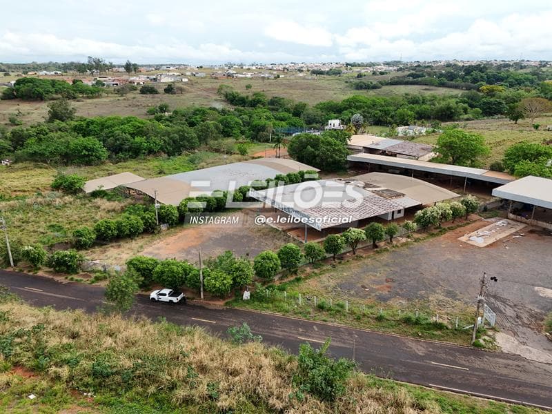 Foto 34 de 41: Comercial em leilão em Fernandópolis - SP, bairro Jardim Iguatemy — Galpão, área de 8.258,15m² - Jardim Iguatemi – Fernandópolis/SP