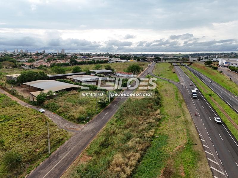 Foto 40 de 41: Comercial em leilão em Fernandópolis - SP, bairro Jardim Iguatemy — Galpão, área de 8.258,15m² - Jardim Iguatemi – Fernandópolis/SP