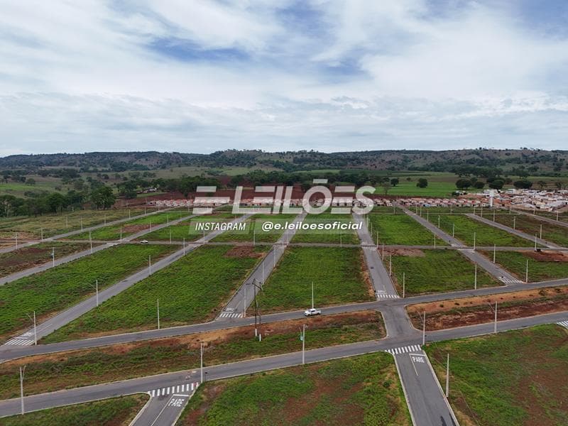Foto 2 de 9: Terreno em leilão em Guimarânia - MG, bairro Jardim Vitória — Terreno s/ benfeitoria, área 200m² - Guimarânia/MG