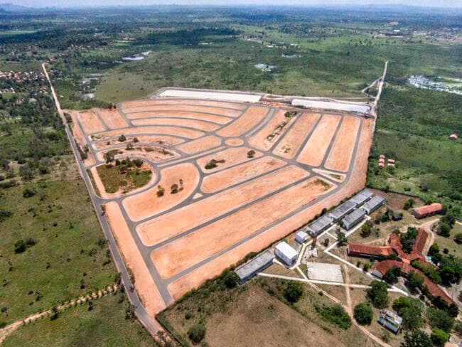 Foto 2 de 3: Terreno em leilão em Feira De Santana - BA, bairro Asa Branca — Lote Nº 35, Quadra "c" - Parque Progresso