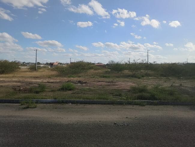 Foto 3 de 3: Terreno em leilão em Feira De Santana - BA, bairro Asa Branca — Lote Nº 35, Quadra "c" - Parque Progresso
