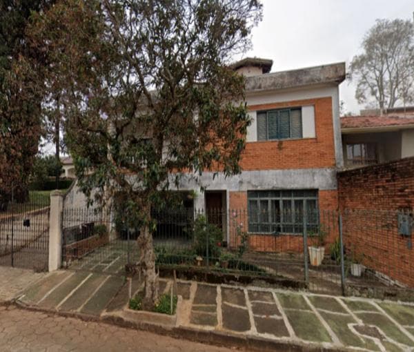Casa em leilão em Avaré - SP — Casa Em Avaré Com 204 M²