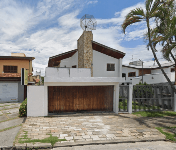 Foto 2 de 2: Casa em leilão em Taubaté - SP — Sobrado Com 440,06 M² Em Taubaté