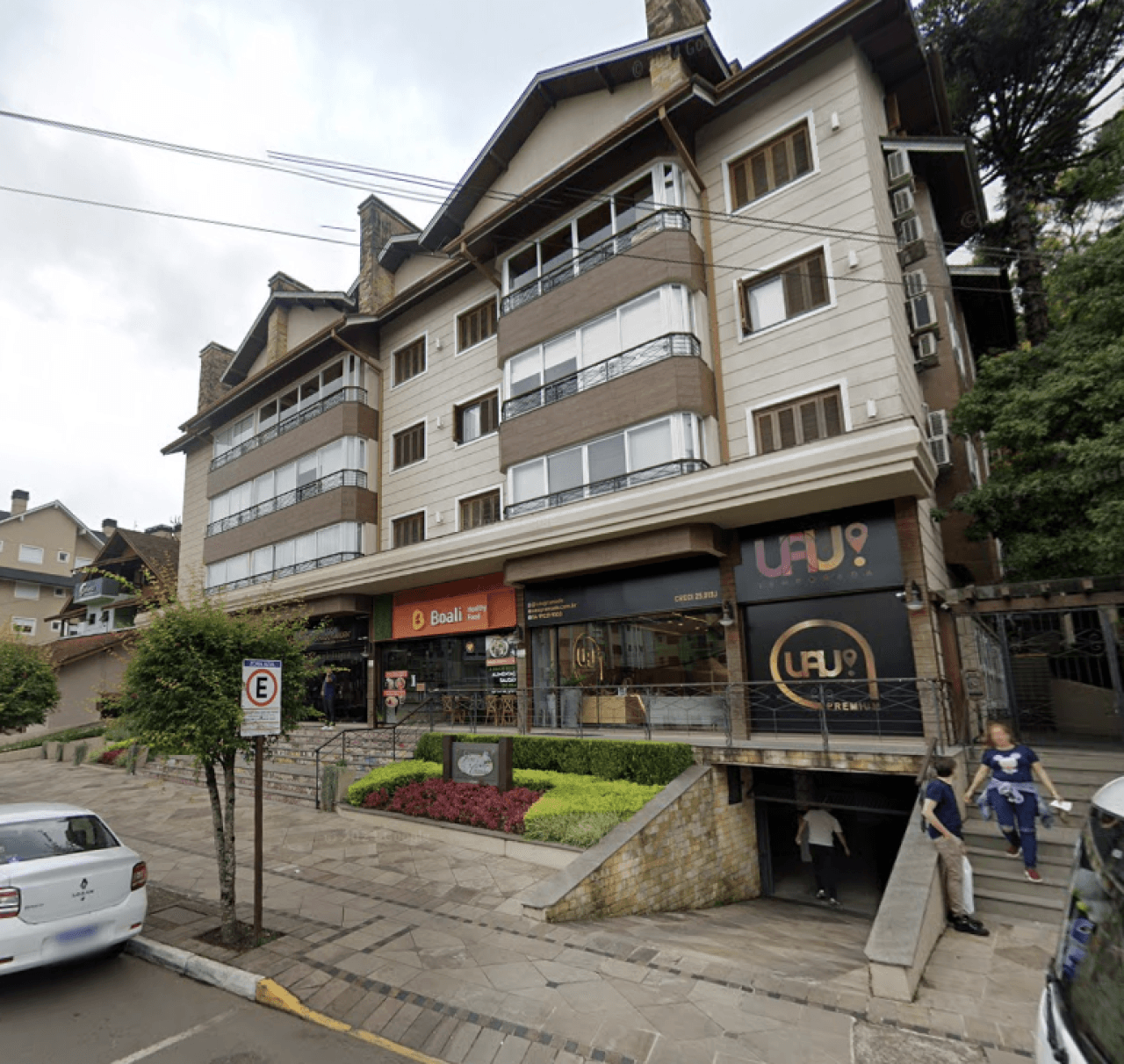 Foto 1 de 2: Apartamento em leilão em Gramado - RS — APARTAMENTO Nº 401, DO EDIFÍCIO RESIDENCIAL FLORES DA MONTANHA, NO EDIFÍCIO BEGÔNIA