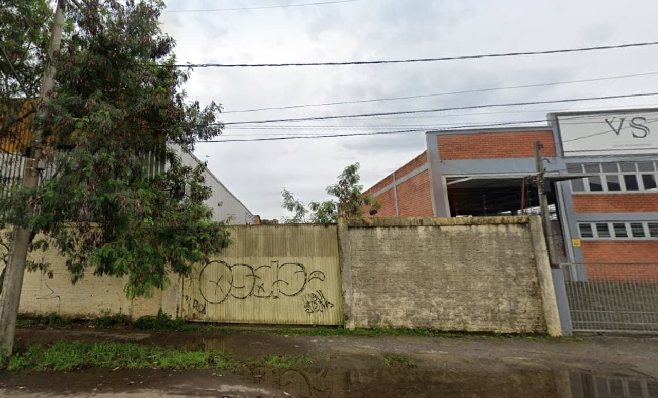 Foto 2 de 2: Terreno em leilão em Novo Hamburgo - RS — UM TERRENO DE 308m² NO BAIRRO INDUSTRIAL NO MUNICÍPIO DE NOVO HAMBURGO/RS [DESOCUPADO]