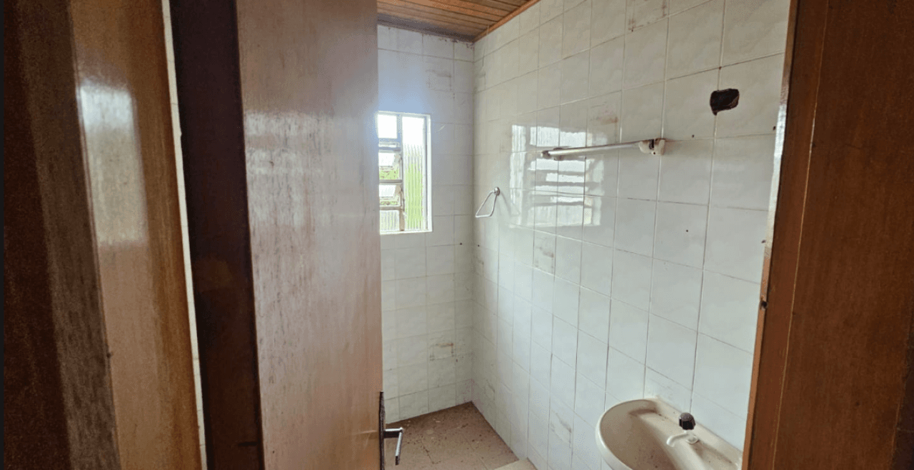 Foto 29 de 41: Casa em leilão em Caxias Do Sul - RS, bairro Esplanada — DUAS CASAS SOBRE UM TERRENO DE 300m² EM CAXIAS DO SUL/RS (DESOCUPADO)