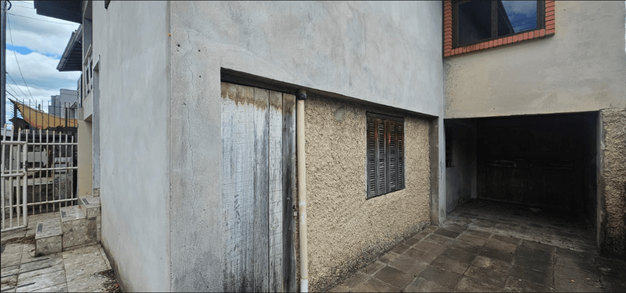 Foto 14 de 41: Casa em leilão em Caxias Do Sul - RS, bairro Esplanada — DUAS CASAS SOBRE UM TERRENO DE 300m² EM CAXIAS DO SUL/RS (DESOCUPADO)