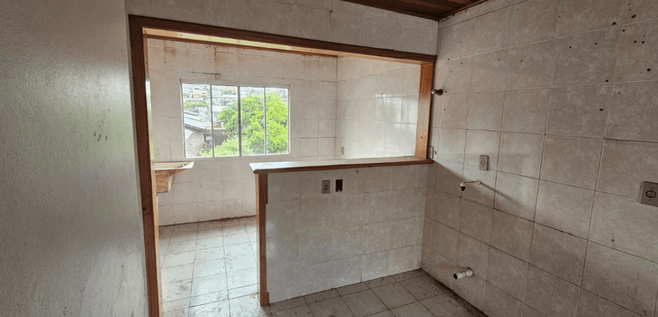 Foto 38 de 41: Casa em leilão em Caxias Do Sul - RS, bairro Esplanada — DUAS CASAS SOBRE UM TERRENO DE 300m² EM CAXIAS DO SUL/RS (DESOCUPADO)