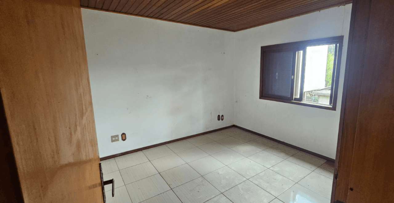 Foto 33 de 41: Casa em leilão em Caxias Do Sul - RS, bairro Esplanada — DUAS CASAS SOBRE UM TERRENO DE 300m² EM CAXIAS DO SUL/RS (DESOCUPADO)