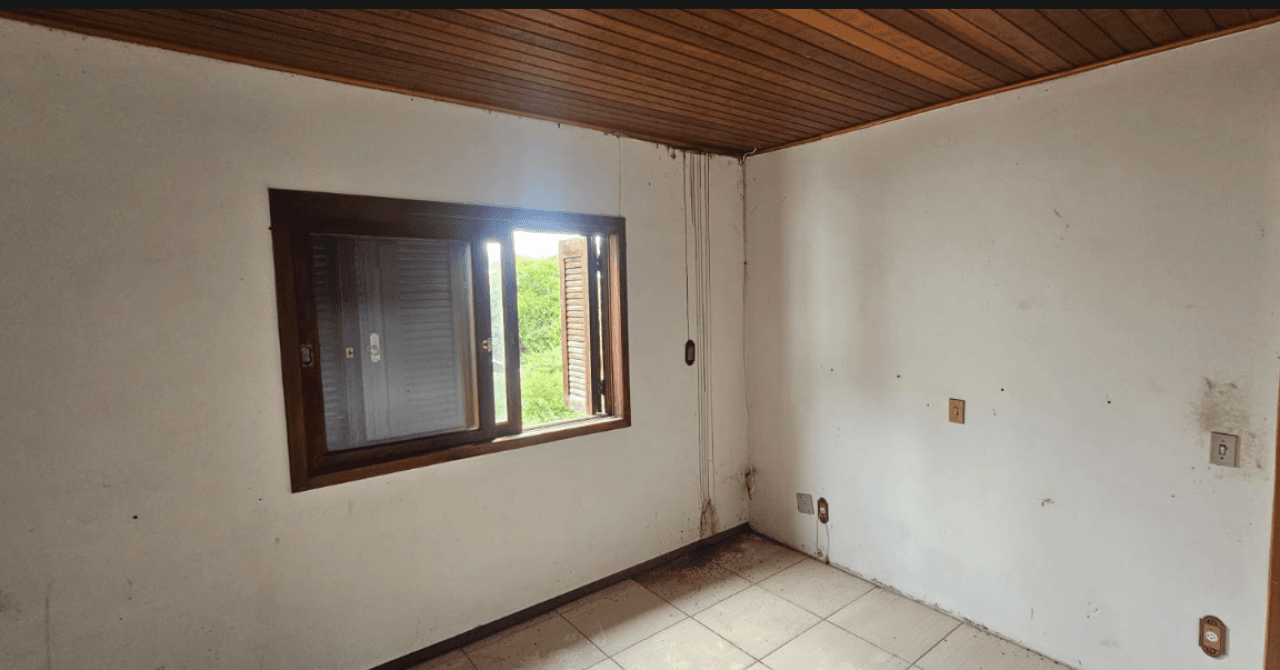 Foto 32 de 41: Casa em leilão em Caxias Do Sul - RS, bairro Esplanada — DUAS CASAS SOBRE UM TERRENO DE 300m² EM CAXIAS DO SUL/RS (DESOCUPADO)