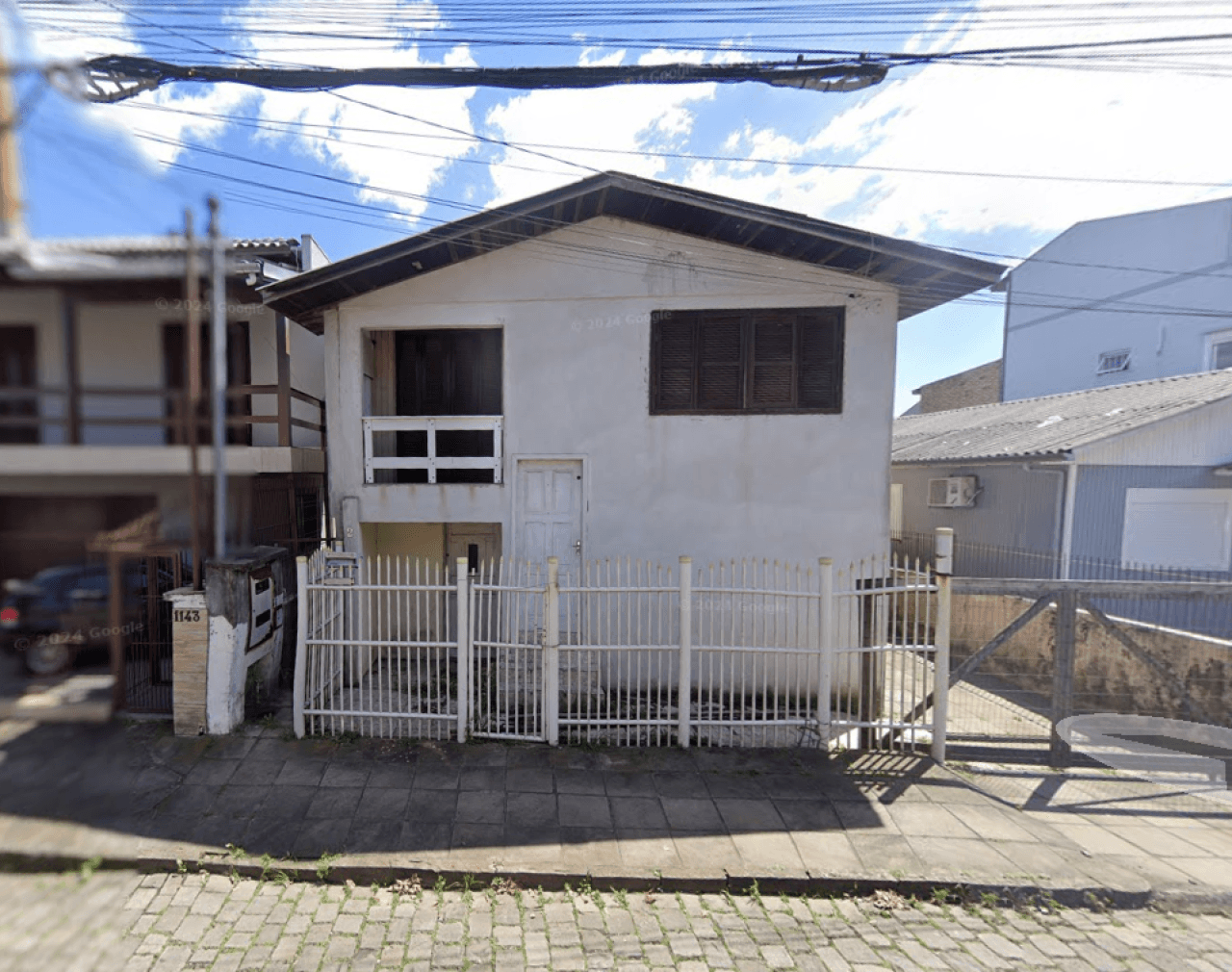 Casa em leilão em Caxias Do Sul - RS, bairro Esplanada — DUAS CASAS SOBRE UM TERRENO DE 300m² EM CAXIAS DO SUL/RS (VISITAÇÃO INTERNA DISPONÍVEL)