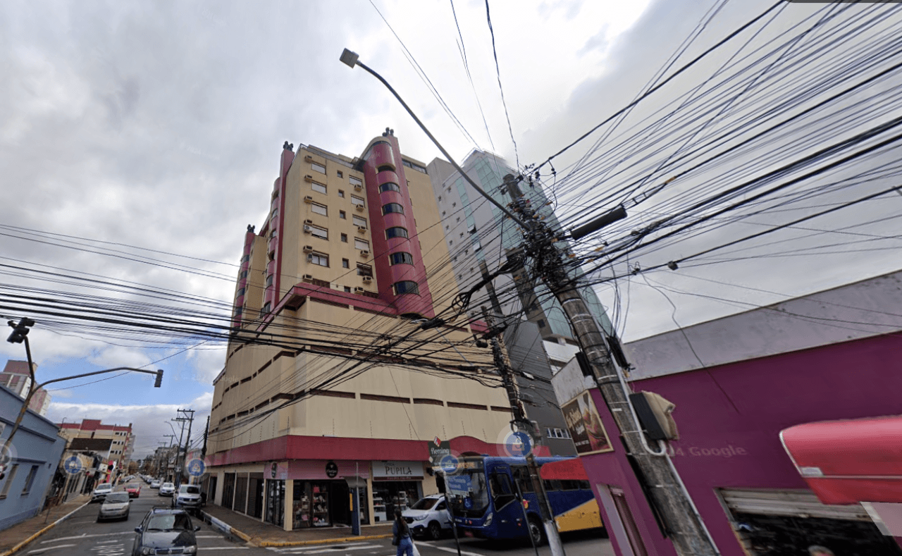 Apartamento em leilão em São Leopoldo - RS — COBERTURA NO EDIFÍCIO RESIDENCIAL CAMILA EM SÃO LEOPOLDO