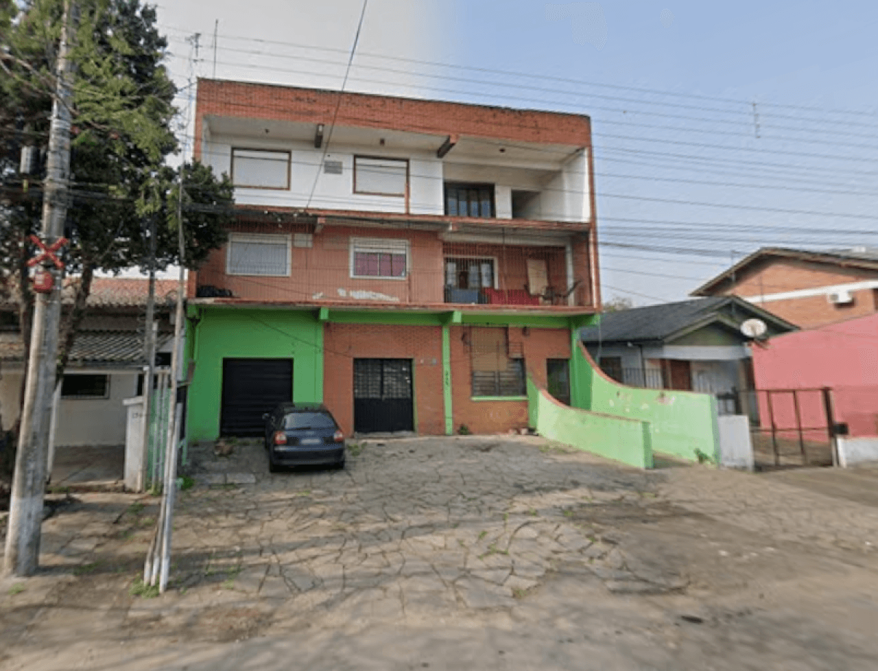 Foto 5 de 5: Comercial em leilão em Novo Hamburgo - RS, bairro Santo Afonso — PRÉDIO COM LOJA COMERCIAL E 3 APARTAMENTOS EM NOVO HAMBURGO/RS