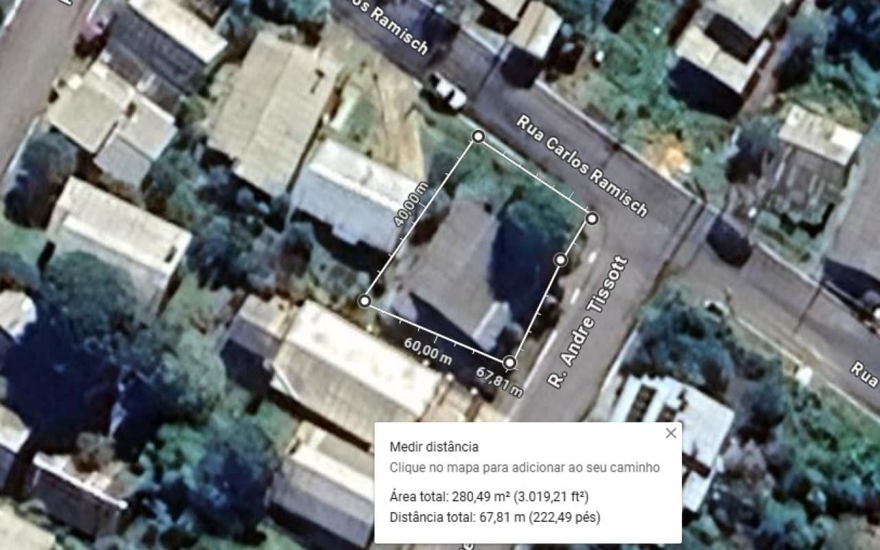 Foto 2 de 3: Terreno em leilão em Gramado - RS — TERRENO COM ÁREA DE 264,05m² COM UMA CASA EM GRAMADO