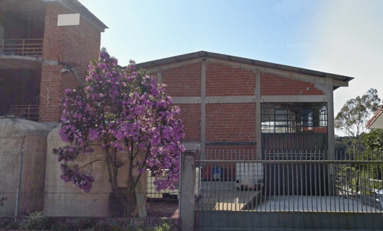 Foto 1 de 5: Comercial em leilão em Farroupilha - RS, bairro América — PAVILHÃO DE 2.800m² SOBRE UM TERRENO DE 4.740,03m² EM FARROUPILHA/RS [LOCADO]