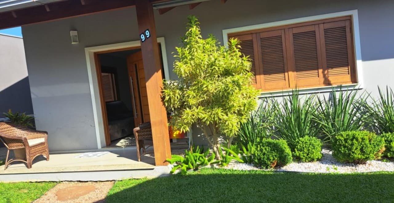 Foto 13 de 13: Casa em leilão em Campo Bom - RS — CASA COM ÁREA DE 77.52m² E TELHEIRO DE 15.75m² SOBRE TERRENO DE 427.27m² NA CIDADE DE CAMPO BOM