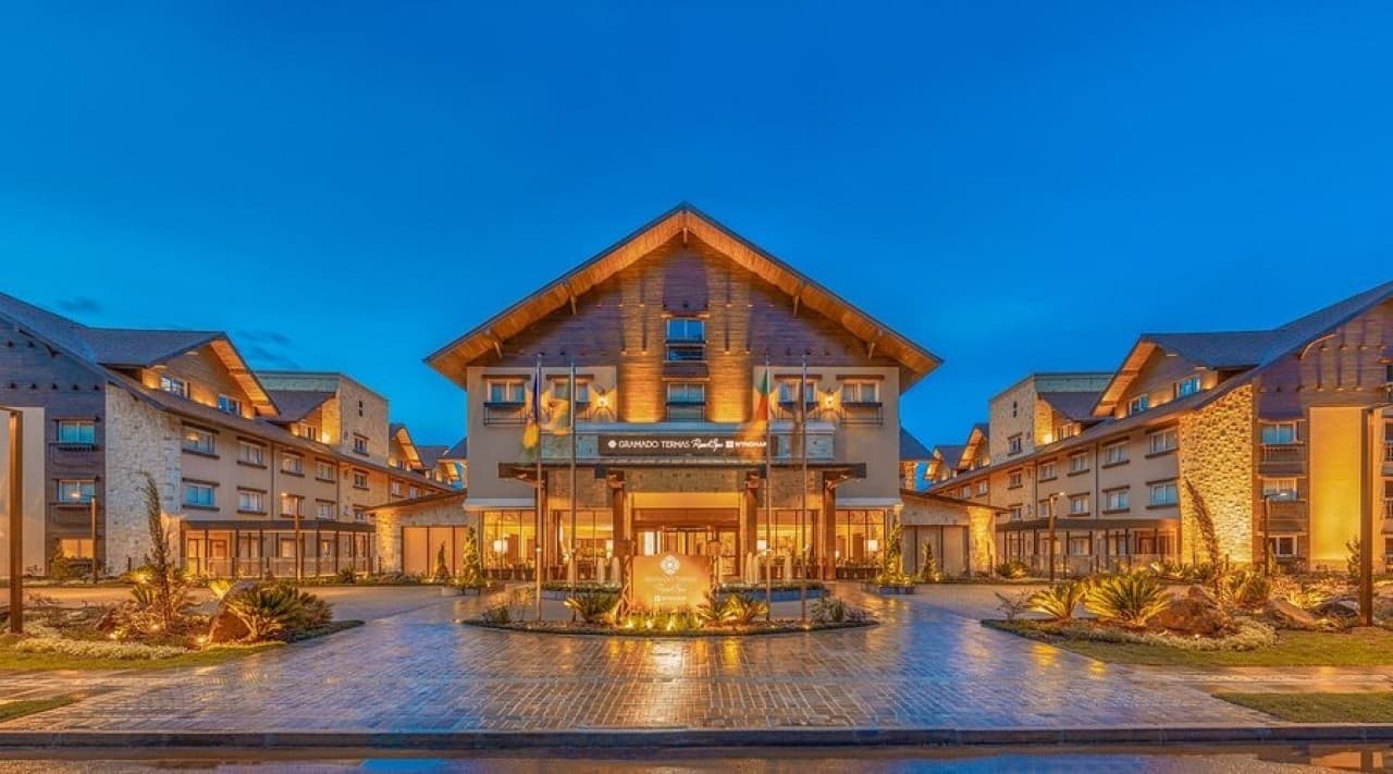Apartamento em leilão em Gramado - RS — Wyndham Gramado Termas Resort & Spa - COTA 2, PRIORIDADE B, DIAMANTE, APARTAMENTO 313 DO BLOCO B (313B-CDB)