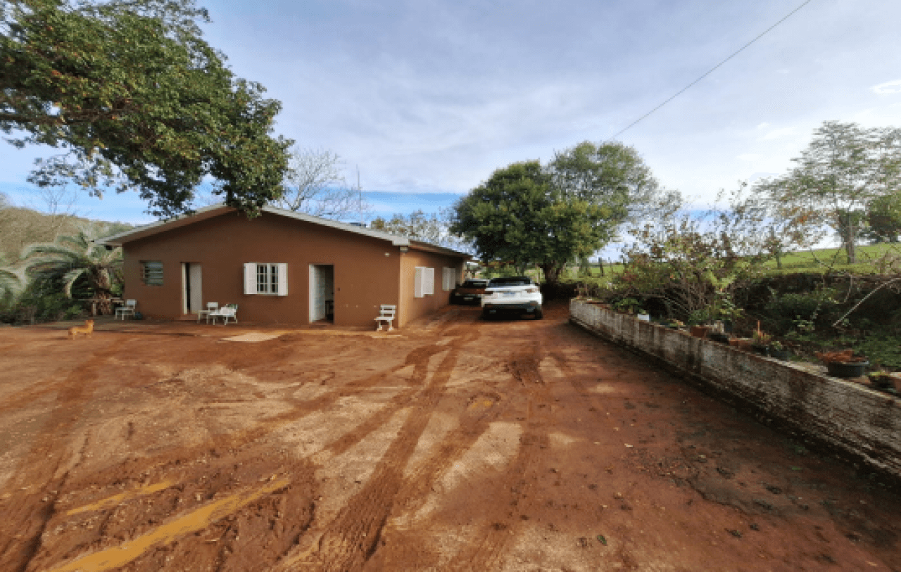 Foto 4 de 8: Casa em leilão em Pelotas - RS — 2  HECTARES DE TERRAS COM CASA EM PELOTAS/RS