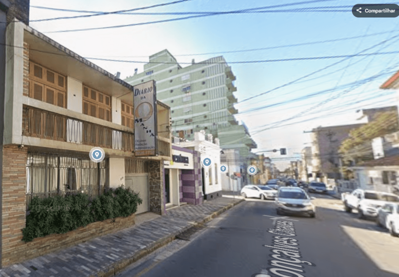 Foto 3 de 3: Comercial em leilão em Pelotas - RS — TERRENO DE APROXIMADAMENTE 400m², COM UM PRÉDIO DE 800m² APROXIMADAMENTE EM PELOTAS/RS
