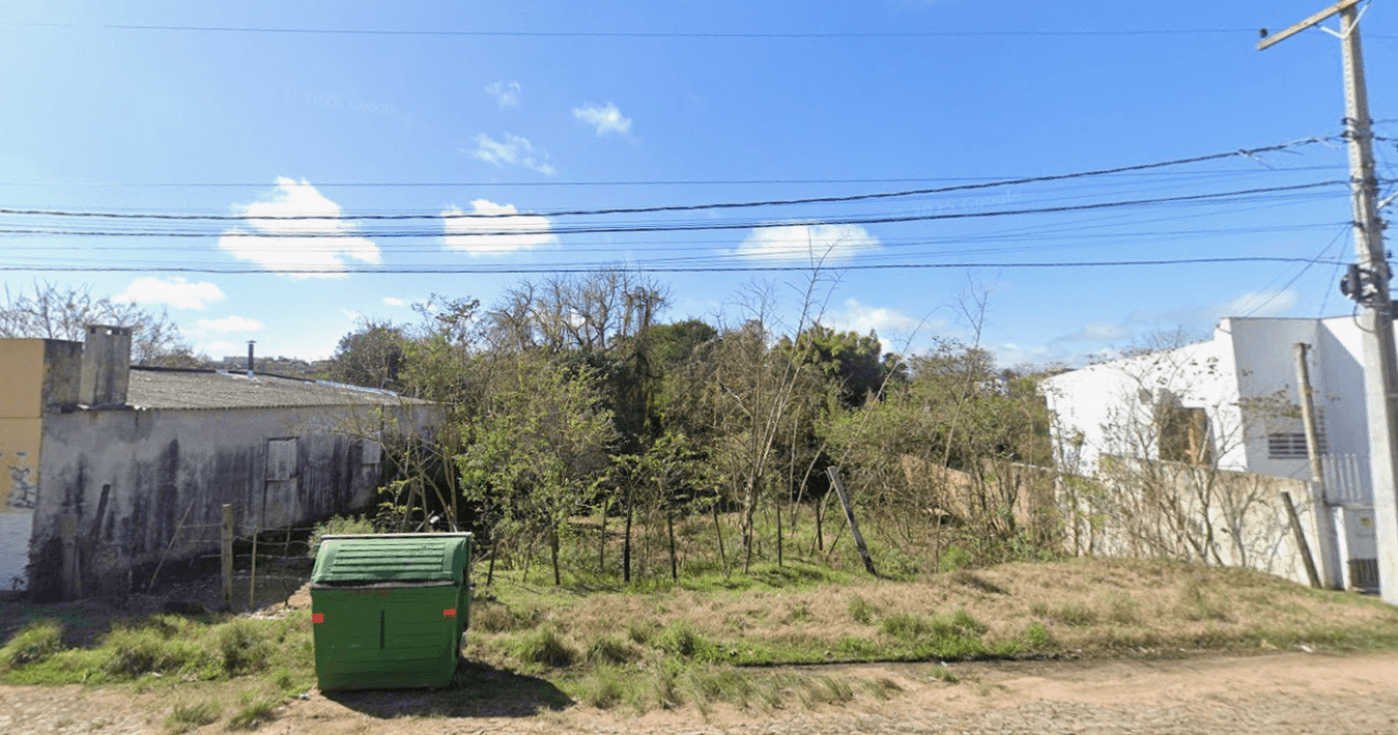 Foto 1 de 3: Terreno em leilão em Bagé - RS, bairro Loteamento São Carlos — TERRENO COM 350M² EM BAGÉ/RS