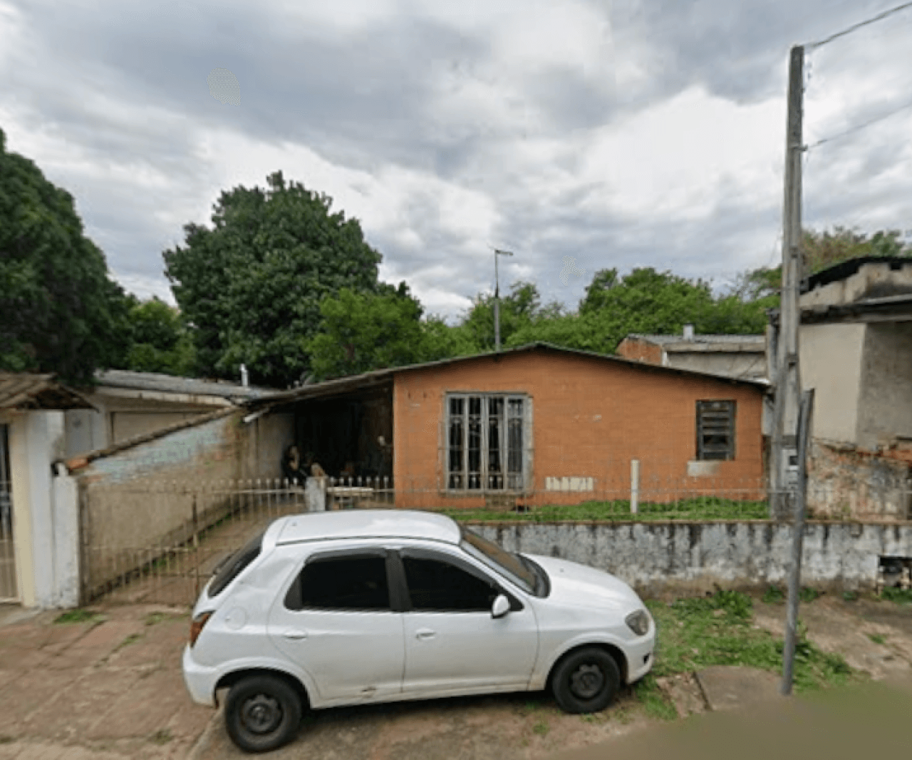 Foto 1 de 2: Terreno em leilão em São Leopoldo - RS, bairro Feitoria — TERRENO NO “CONJUNTO HABITACIONAL COHAB FEITORIA”, COM A ÁREA SUPERFICIAL DE 239,90m²