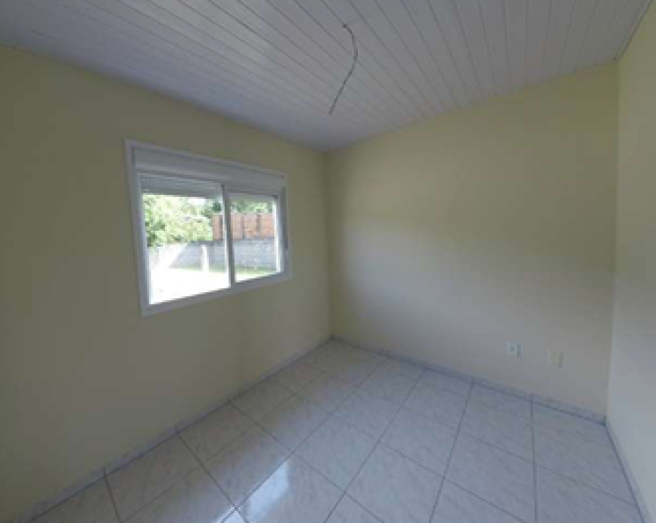 Foto 4 de 6: Casa em leilão em Esteio - RS, bairro Vila Três Marias — CASA GEMINADA Nº 361-A COM 2 DORMITÓRIOS NA VILA TRÊS MARIAS EM ESTEIO/RS