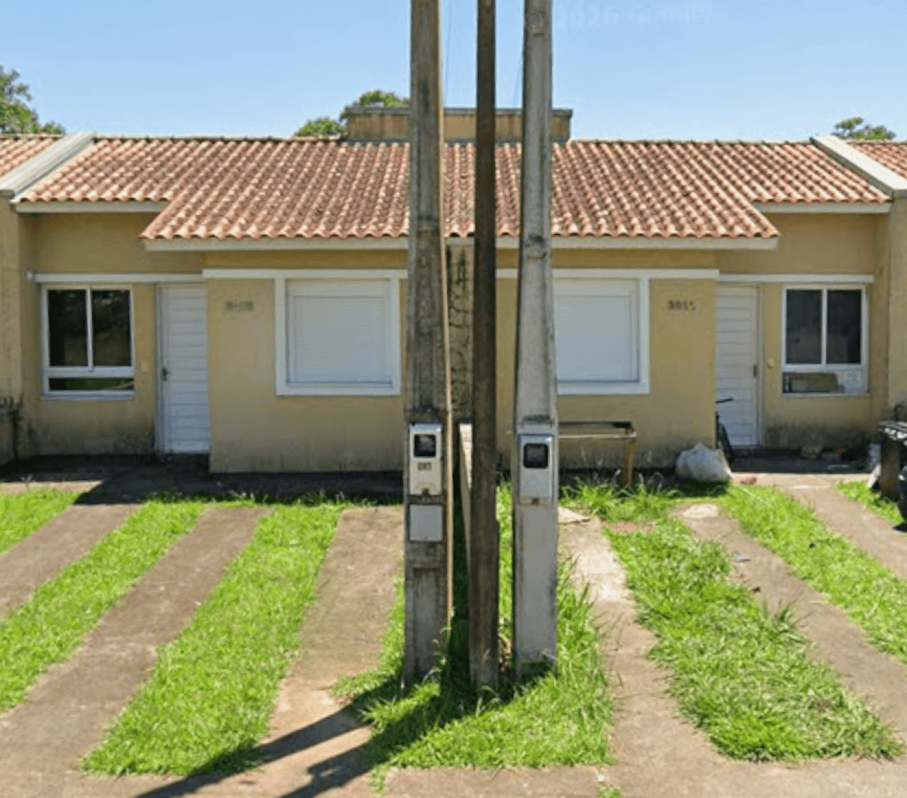Casa em leilão em Esteio - RS, bairro Vila Três Marias — CASA GEMINADA Nº 381-A COM 2 DORMITÓRIOS NA VILA TRÊS MARIAS EM ESTEIO/RS