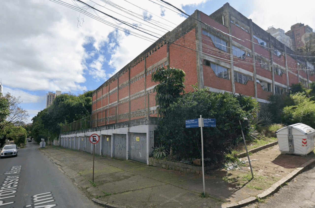 Foto 4 de 4: Comercial em leilão em Porto Alegre - RS, bairro Petrópolis — IMÓVEL COMERCIAL COM ÁREA CONSTRUÍDA DE 13.296,00M² NO BAIRRO PETRÓPOLIS EM PORTO ALEGRE/RS