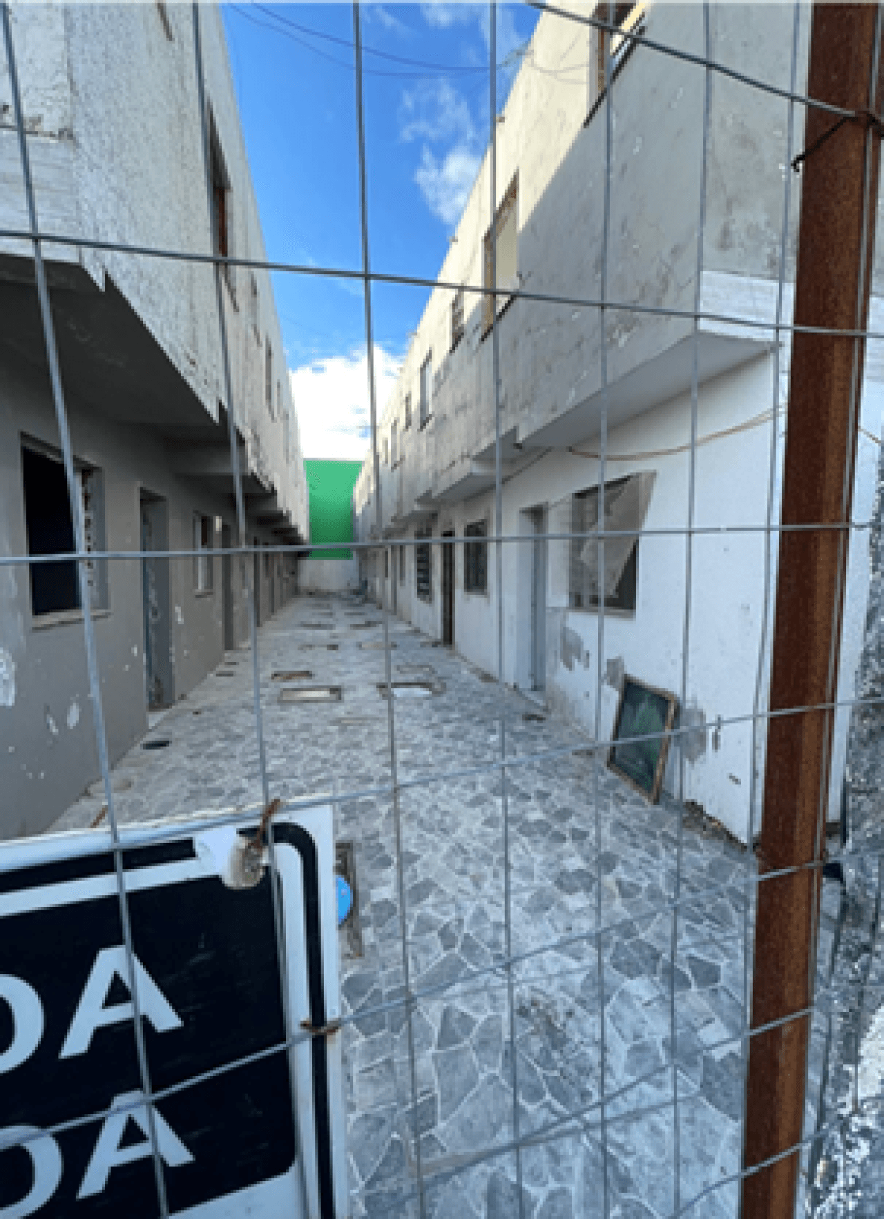 Foto 4 de 8: Comercial em leilão em Pelotas - RS — PRÉDIO COM 16 UNIDADES HABITACIONAIS EM TERRENO DE ESQUINA DE 300M² EM PELOTAS/RS