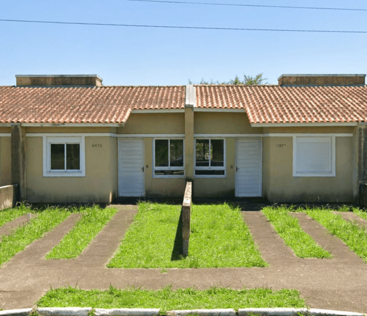 Casa em leilão em Esteio - RS, bairro Vila Três Marias — CASA GEMINADA Nº 441-B COM 2 DORMITÓRIOS NA VILA TRÊS MARIAS EM ESTEIO/RS