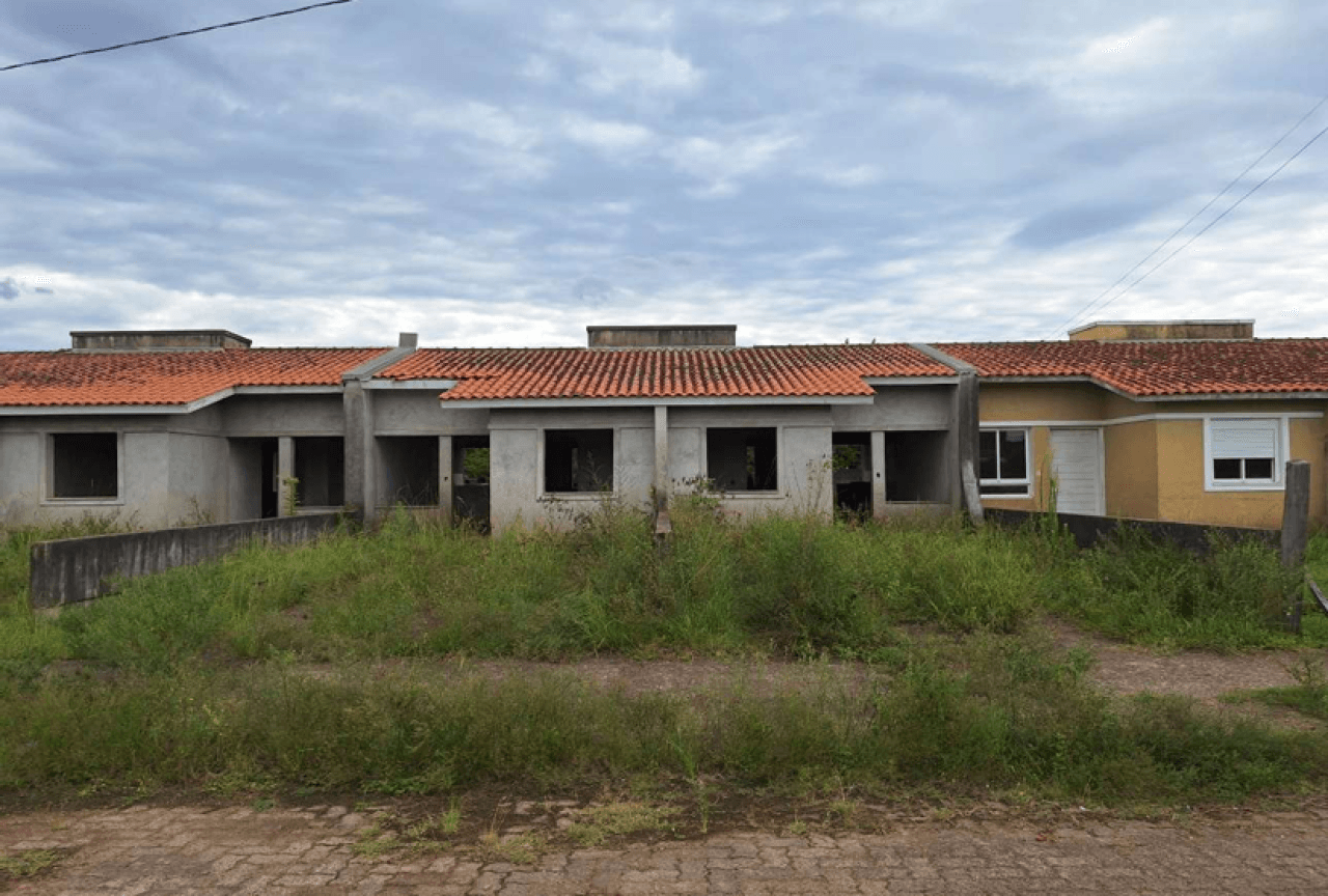 Foto 1 de 2: Casa em leilão em Esteio - RS, bairro Vila Três Marias — CASA GEMINADA EM CONSTRUÇÃO Nº 451-B NA VILA TRÊS MARIAS EM ESTEIO/RS