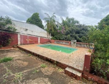 Foto 3 de 7: Casa em leilão em Piracicaba - SP, bairro Guamium — Duas casas residenciais, 1.523m², Vila Rezende, Piracicaba/SP