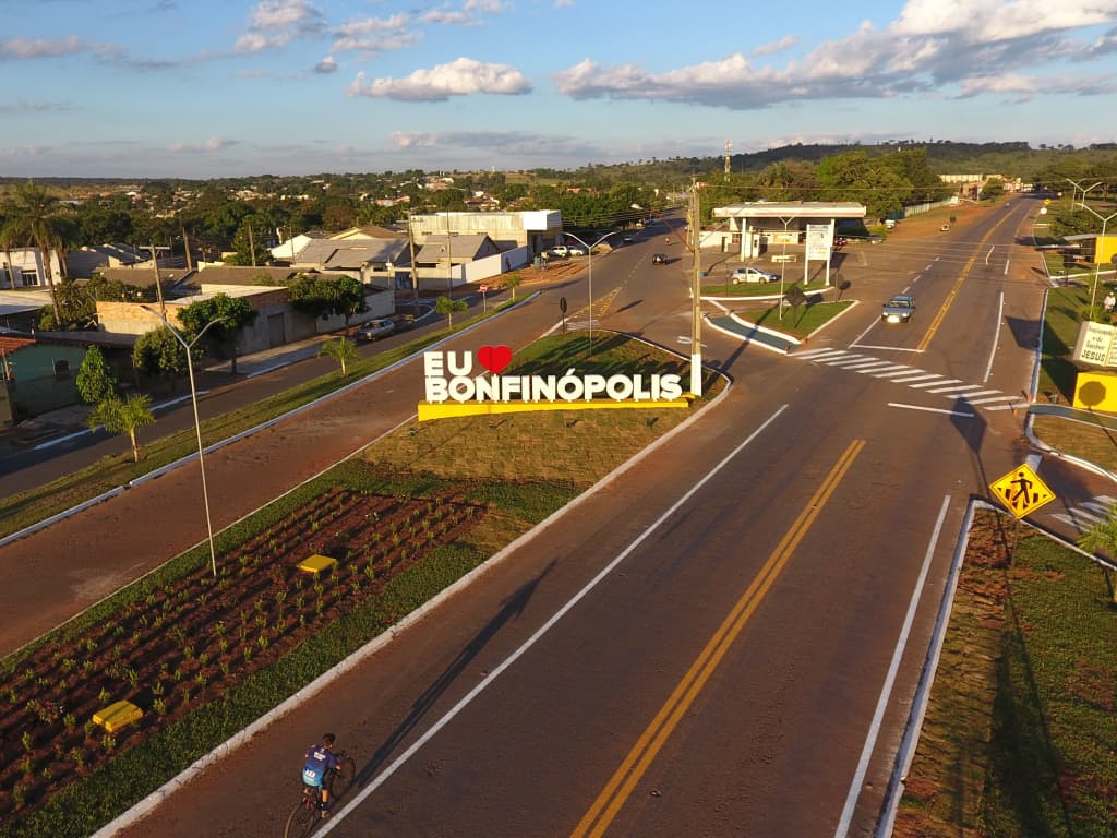 Comercial em leilão em Bonfinópolis - GO — Galpão Comercial, 335m², Bonfinópolis/GO