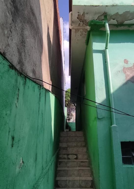 Foto 4 de 40: Casa em leilão em Embu Das Artes - SP, bairro Parque Pirajussara — Imóvel residencial, 176m², Parque Pirajussara, Embu das Artes/SP