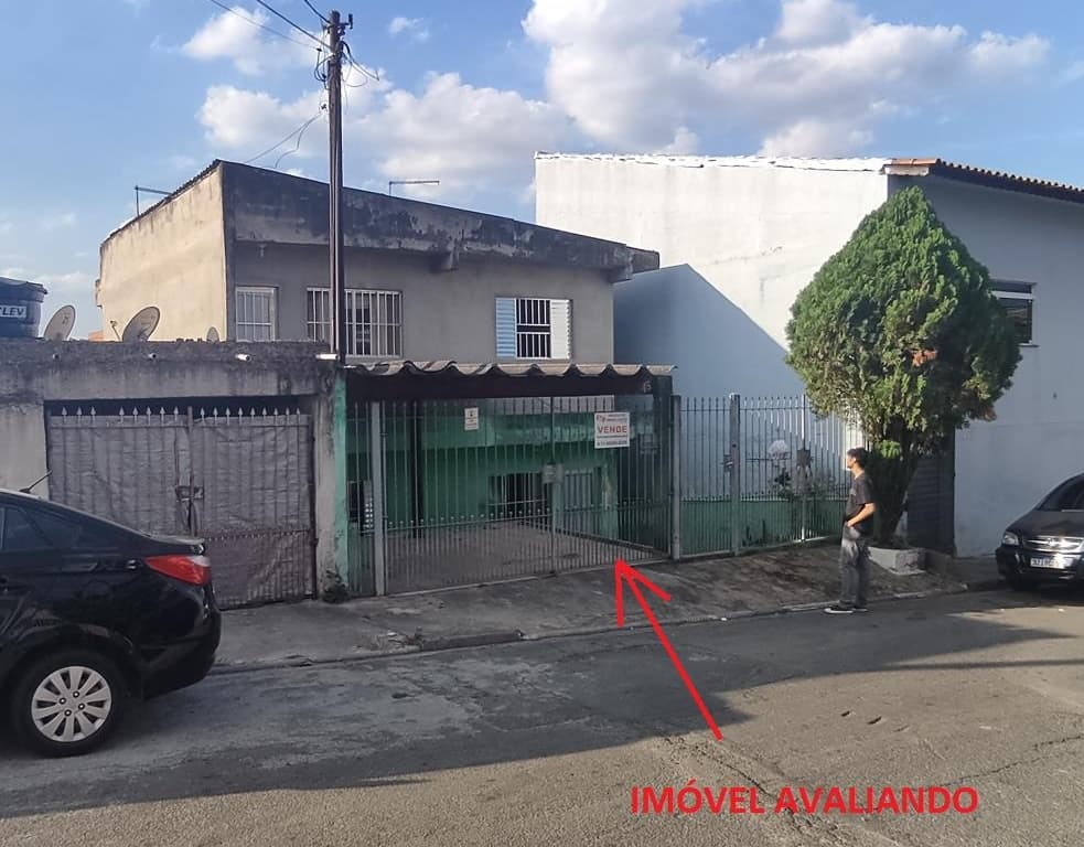 Foto 1 de 40: Casa em leilão em Embu Das Artes - SP, bairro Parque Pirajussara — Imóvel residencial, 176m², Parque Pirajussara, Embu das Artes/SP