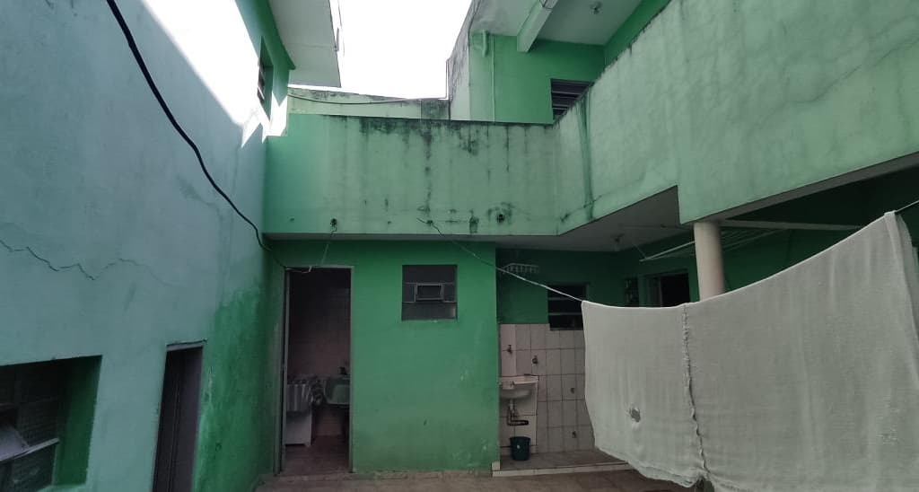 Foto 6 de 40: Casa em leilão em Embu Das Artes - SP, bairro Parque Pirajussara — Imóvel residencial, 176m², Parque Pirajussara, Embu das Artes/SP