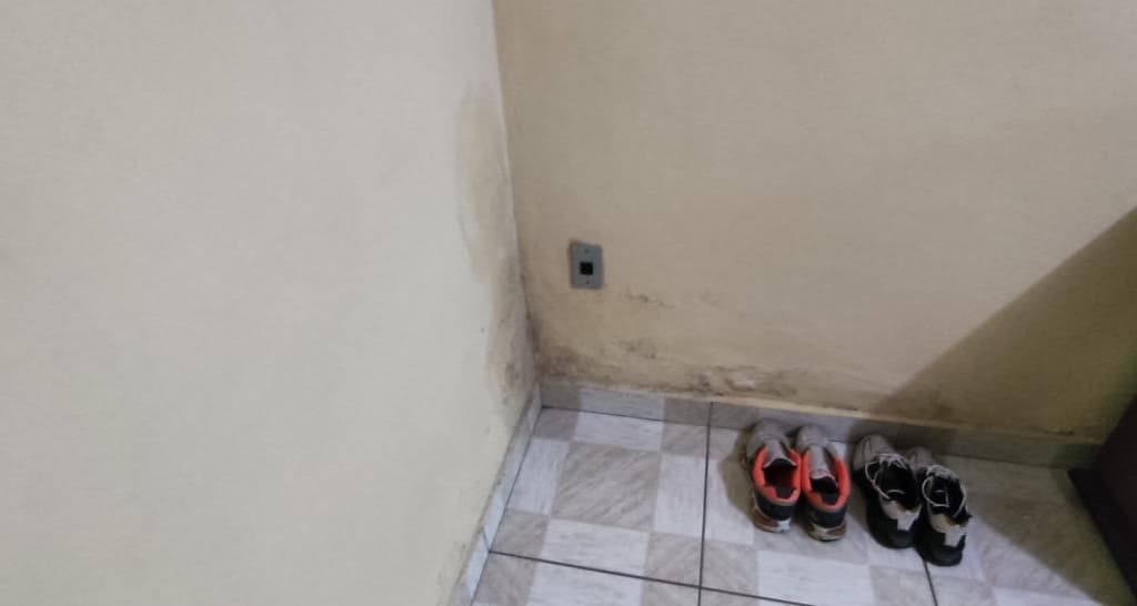 Foto 17 de 40: Casa em leilão em Embu Das Artes - SP, bairro Parque Pirajussara — Imóvel residencial, 176m², Parque Pirajussara, Embu das Artes/SP