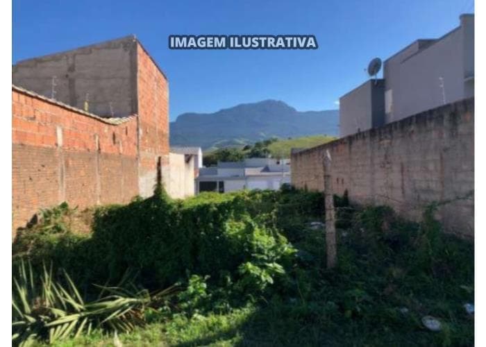 Foto 1 de 3: Terreno em leilão em Cruzeiro - SP — 4 Lote de Terreno de 150m² - Cruzeiro/SP