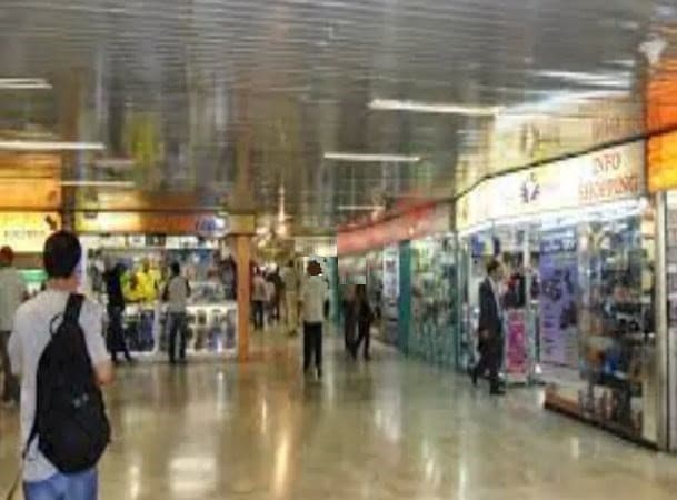 Foto 5 de 11: Comercial em leilão em Rio De Janeiro - RJ — EDIFÍCIO AVENIDA CENTRAL NA AV. RIO BRANCO, Nº 156, SALA 2418 - CENTRO - RJ