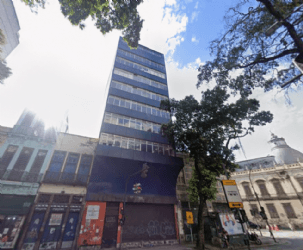 Comercial em leilão em Rio De Janeiro - RJ, bairro Centro — Lote 1 - Imóvel situado na Rua Marechal Floriano, nº 96, Centro, Rio de Janeiro/RJ composto pelas matrículas: Matrícula nº 182.908: Loja e sobreloja - Matrícula nº 182.909: 2º pavimento - Matrícula nº