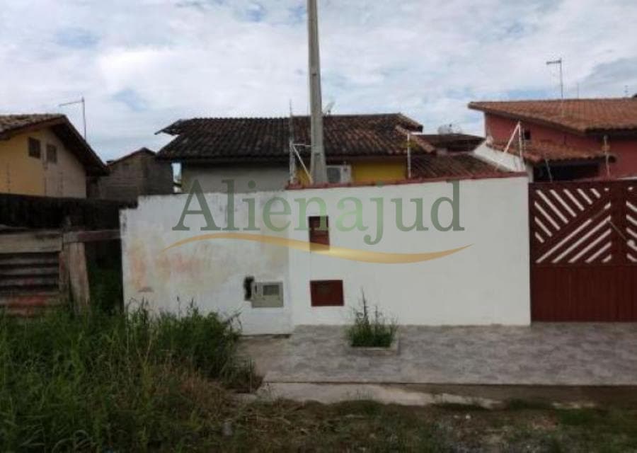 Foto 4 de 8: Casa em leilão em Itanhaém - SP — Casa situada em Itanhaém c/ área de 296,40 m² Casa situada em Itanhaém com área de 296,40m²
