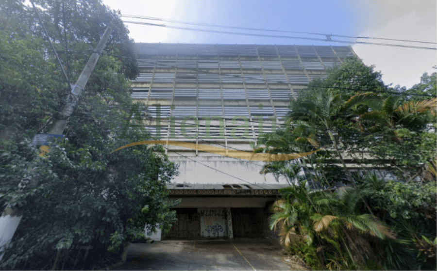 Foto 3 de 22: Terreno em leilão em São Paulo - SP — Um edifício-hospital situado à Rua Vitorino de Carvalho Um edifício-hospital situado à Rua Vitorino de Carvalho