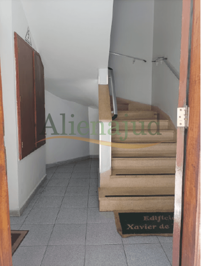 Foto 5 de 17: Apartamento em leilão em Santos - SP — Apto. c/ 2 dorms. e área construída de 55,85m² situada à Rua Ministro Xavier de Toledo Apto. c/ 2 dorms. e área construída de 55,85m² situada à Rua Ministro Xavier de Toledo