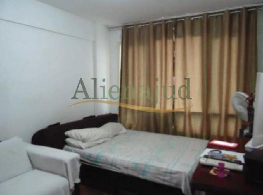 Foto 2 de 5: Apartamento em leilão em Santos - SP — Apart. kitnet c/ área construída de 35,00m² situado na Av. Presidente Wilson em Santos/SP Apart. kitnet c/ área construída de 35,00m² situado na Av. Presidente Wilson em Santos/SP