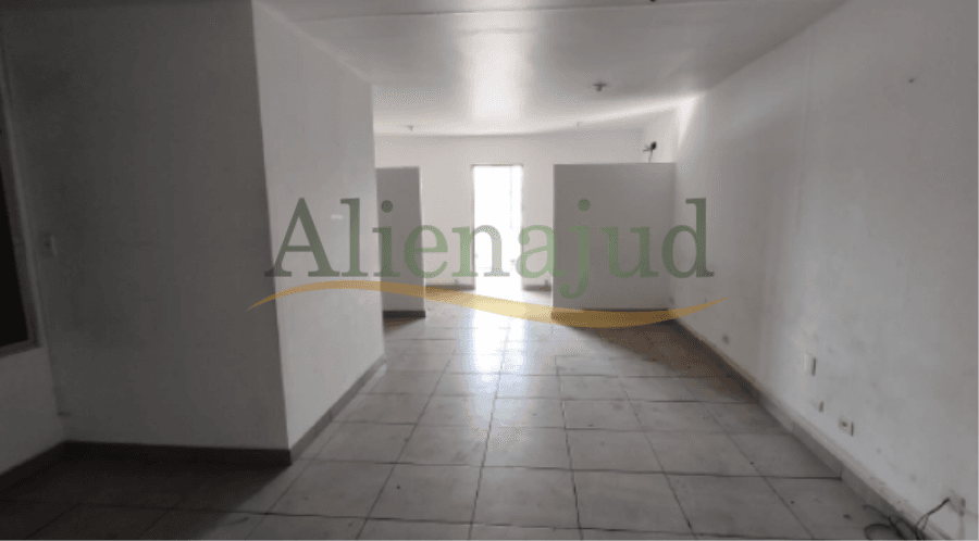 Foto 2 de 9: Comercial em leilão em Santos - SP — Sala comercial c/ 66,00m² de área útil situada na Praça Barão do Rio Branco Salas comerciais situadas na Praça Barão do Rio Branco